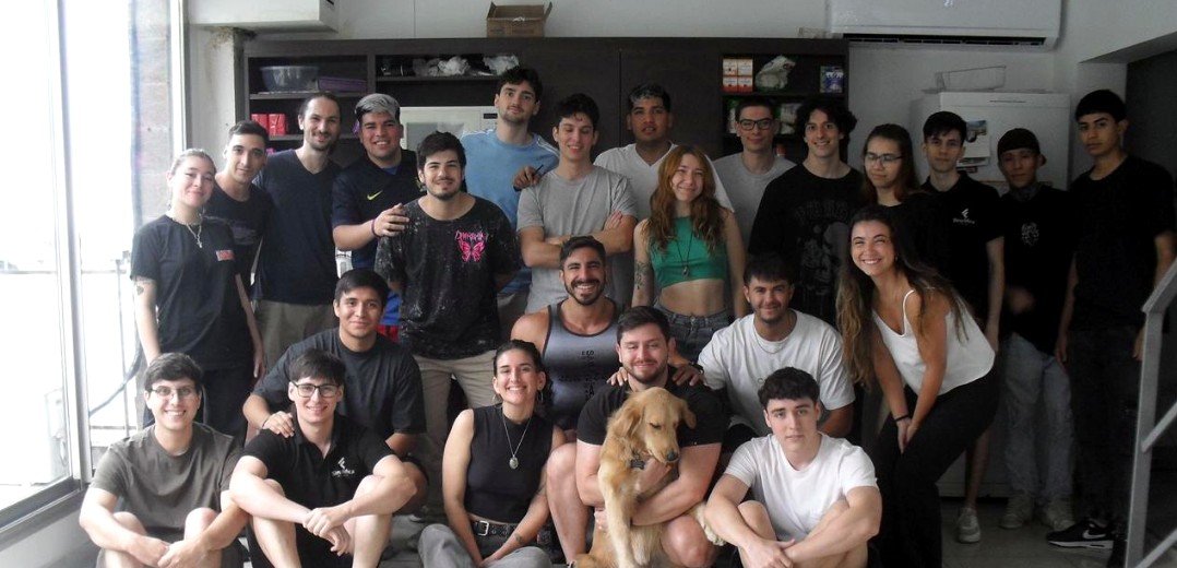 El equipo de Simplifica Fulfillment en el depósito de Villa Lynch